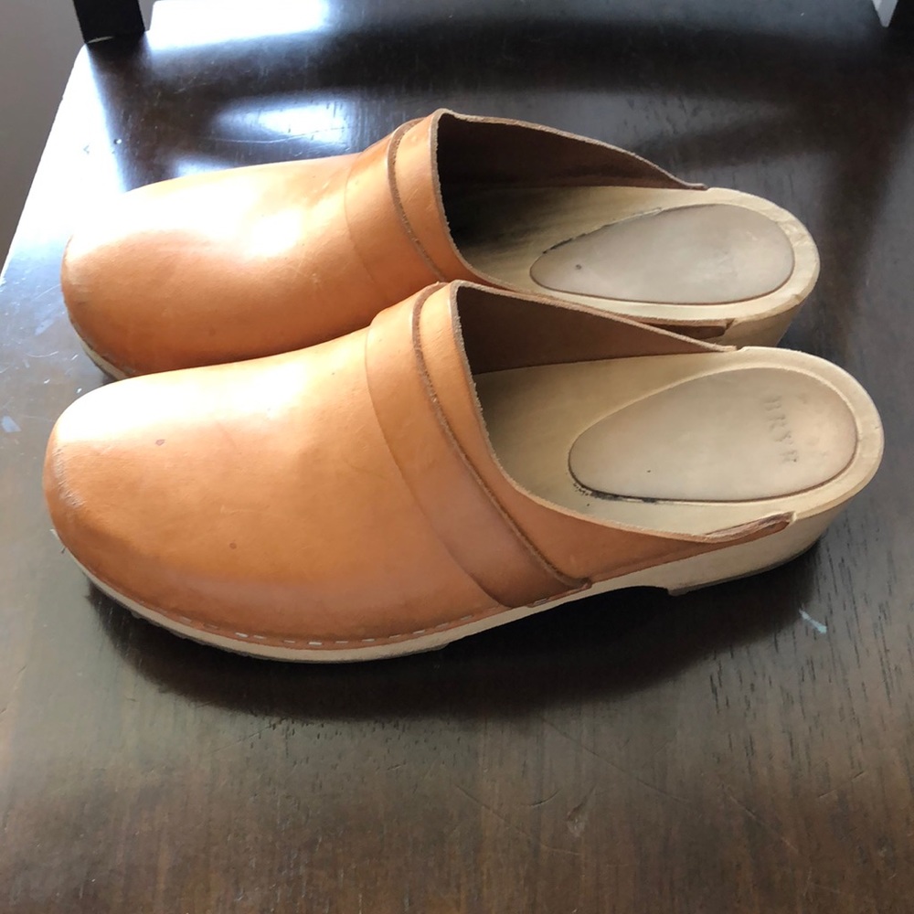 Bryr Clogs Natural Leather